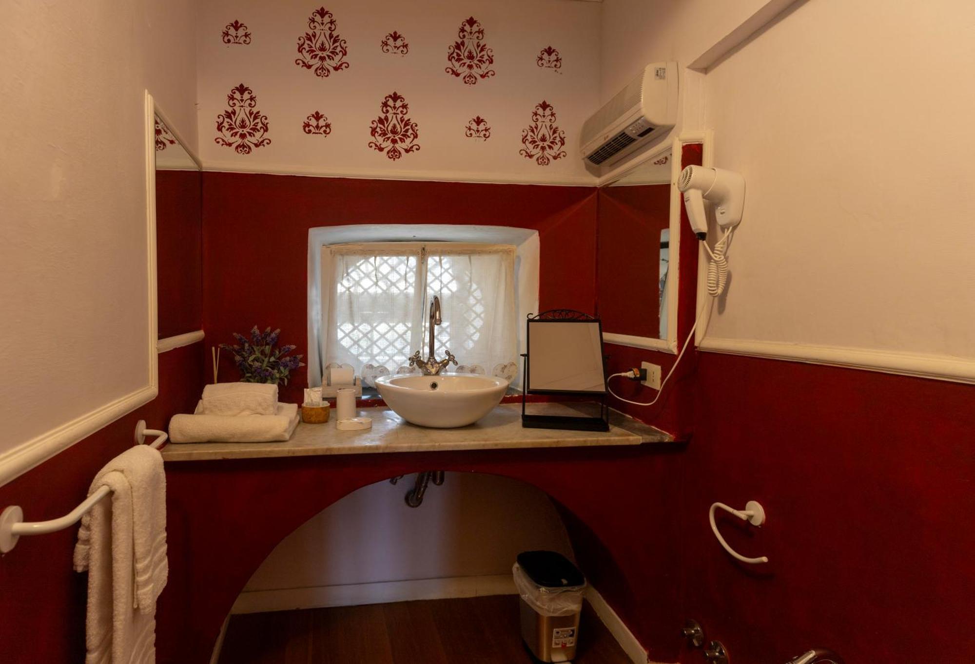 La Foresteria Di Palazzo Picedi Benettini Sarzana Zimmer foto